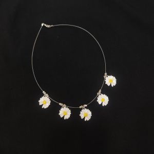 navrabeads invisible necklace with leaf clover charms transparent thread lucky jewellery