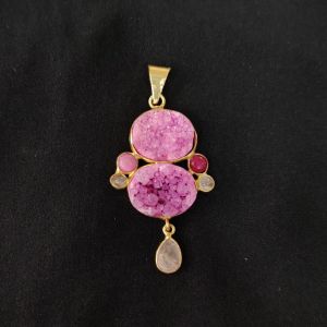 Navrabeads Mix Gemstone Gold Finish Pendant Single Piece | Pink & Dark Pink Double Shade Centre Statement Pendant 1–2.5 Inch for Necklace Making & Designer Jewellery