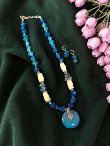 Navrabeads Blue Lace Agate Pendant Necklace Set with Agate Nuggets & Earrings 20 Inch | Beaded Jewellery Set for Women Party, Festive & Daily Wear