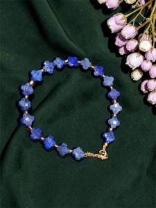 Navrabeads Lucky Charm Four Petal Clover Gemstone Bracelet – 7 Inch | Elegant Adjustable Gemstone Bracelet for Women, Daily & Fashion Wear
