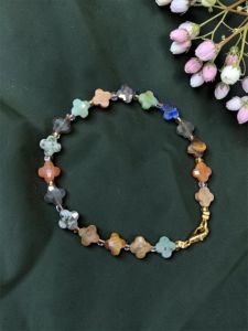 Navrabeads Lucky Charm Four Petal Clover Gemstone Bracelet – 7 Inch | Elegant Adjustable Gemstone Bracelet for Women, Daily & Fashion Wear
