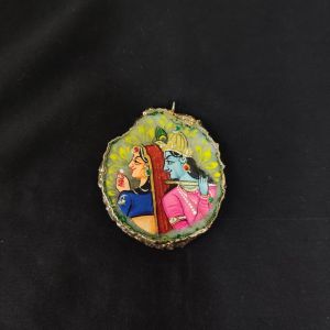 Navrabeads Onyx Stone Radha Krishna Pendant with Gold Foil Borders – Approx. 1 Piece for Jewellery Making