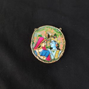 Navrabeads Onyx Stone Radha Krishna Pendant with Gold Foil Borders – Approx. 1 Piece for Jewellery Making