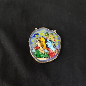 Navrabeads Onyx Stone Radha Krishna Pendant with Gold Foil Borders – Approx. 1 Piece for Jewellery Making