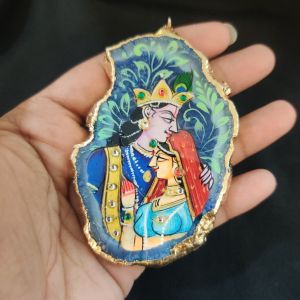 Navrabeads Onyx Stone Radha Krishna Pendant with Gold Foil Borders – Approx. 1 Piece for Jewellery Making