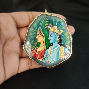 Navrabeads Onyx Stone Radha Krishna Pendant with Gold Foil Borders – Approx. 1 Piece for Jewellery Making