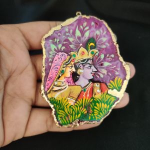 Navrabeads Onyx Stone Radha Krishna Pendant with Gold Foil Borders – Approx. 1 Piece for Jewellery Making