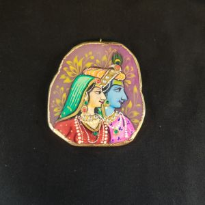 Navrabeads Onyx Stone Radha Krishna Pendant with Gold Foil Borders – Approx. 1 Piece for Jewellery Making