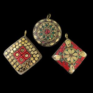 Navrabeads Tibetan Pendants Assorted Pack of 3 – Diamond & Round Shapes | Antique Gold Tone Brass Tribal Boho Jewellery Making Pendants