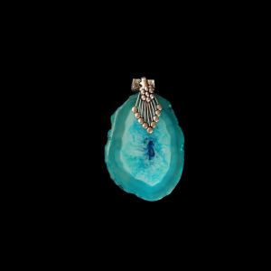 2.5" to 3" Natural Agate Slice Pendant, Silver Finish, sold by 1 Pc