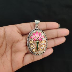 Navrabeads Premium Silver Finish Tanjore Pendant | Professional Quality Brass Base with Onyx Stone | Traditional Jewellery Making Pendant