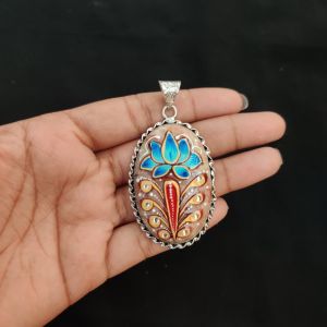 Navrabeads Premium Silver Finish Tanjore Pendant | Professional Quality Brass Base with Onyx Stone | Traditional Jewellery Making Pendant