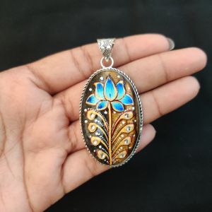 Navrabeads Premium Silver Finish Tanjore Pendant | Professional Quality Brass Base with Onyx Stone | Traditional Jewellery Making Pendant
