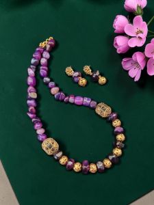 Navrabeads Onyx Stone Necklace with Victorian Spacers