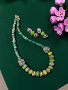 Navrabeads Onyx Stone Necklace with Victorian Spacers