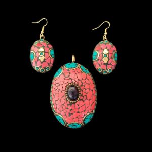 Tibetan Hexagon Shaped Pendant With Gold Designs and Earrings