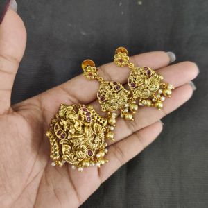 Navrabeads Antique Gold Finish Ganesha Pendant Set with Matching Earrings – Traditional Temple Jewellery for Women