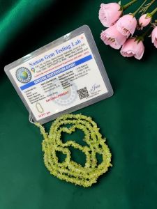 Navrabeads Peridot Gemstone Chip Beads 30 Inch String | Irregular Green Chip Style for Jewellery Making, Bracelets, Necklaces & DIY Crafts