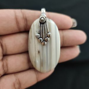 Natural Lace Agate Pendant for Women, Elegant Semi Precious Stone Pendant, Handmade Statement Jewellery for Daily Wear, Special Occasions & Gifting