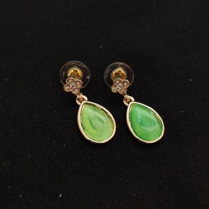 Navrabeads Monolisa Stud Earrings