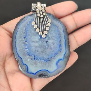 2.5" to 3" Natural Agate Slice Pendant, Silver Finish, sold by 1 Pc