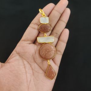 Navrabeads Sandstone Gemstone Pendants, 5 Stones | Gold Finish | Elegant Gemstone Pendant Set for Jewellery Making & DIY Designs
