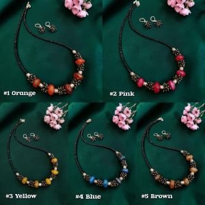 Navrabeads Onyx & Crystal Necklace | 18 Inches