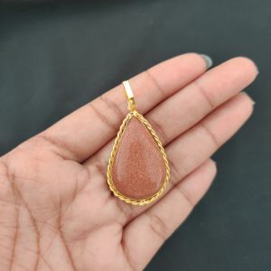 Sandstone Pendant, 1 to 1.5", Gold finish