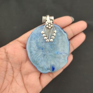 2.5" to 3" Natural Agate Slice Pendant, Silver Finish, sold by 1 Pc