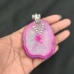2.5" to 3" Natural Agate Slice Pendant, Silver Finish, sold by 1 Pc