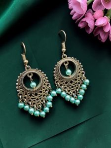 Navrabeads Pearl Earrings with Silver finish 
