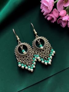 Navrabeads Pearl Earrings with Silver finish 