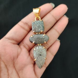 Navrabeads Premium Quality Natural 3 Step Gemstone Pendant Gold Finish with Anti-Tarnish Free Gold Polish for Women