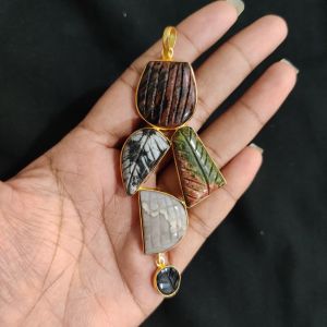 Navrabeads 5 Stone Design Pendant – Gold Finish | Elegant Pendant for Jewellery Making & DIY Designs