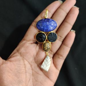 Navrabeads 5 Stone Design Pendant – Gold Finish