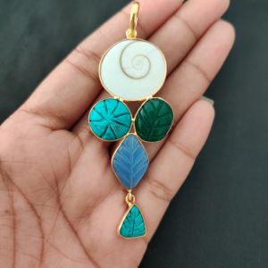 Navrabeads 5 Stone Design Pendant – Gold Finish