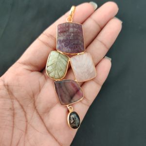 Navrabeads 5 Stone Design Pendant – Gold Finish