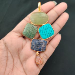 Navrabeads 5 Stone Design Pendant – Gold Finish