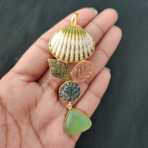 Navrabeads 5 Stone Design Pendant – Gold Finish