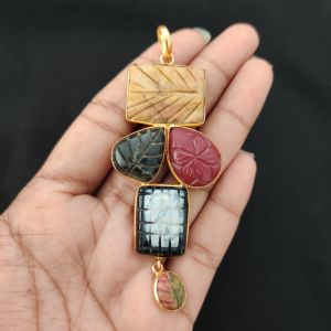 Navrabeads 5 Stone Design Pendant – Gold Finish