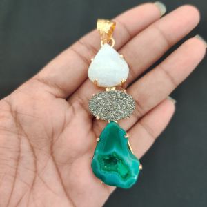 Navrabeads Premium Quality Natural 3 Step Gemstone Pendant Gold Finish with Anti-Tarnish Free Gold Polish for Women
