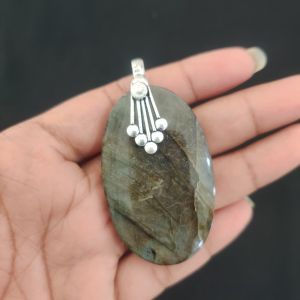 Labradorite, Gemstone Pendant, 1.5 to Silver finish