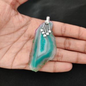 1.5" to 2" Natural Agate Slice Pendant, Silver Finish, sold by 1 Pc