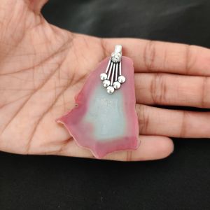 1.5" to 2" Natural Agate Slice Pendant, Silver Finish, sold by 1 Pc