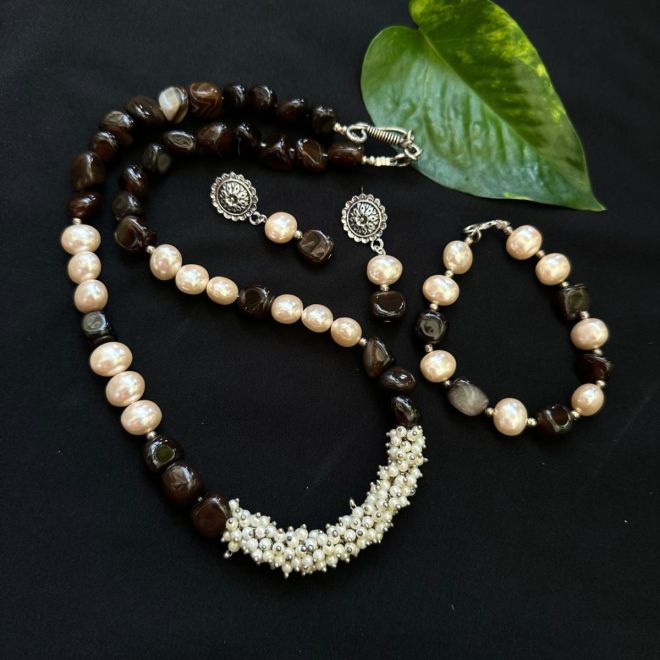 ADF 19th July Jewels- Onyx Mother Pearls Choker Necklace for Men and Women.  Onyx Mother of Pearl Necklace Price in India - Buy ADF 19th July Jewels-  Onyx Mother Pearls Choker Necklace