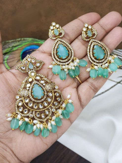 Sea store green earrings