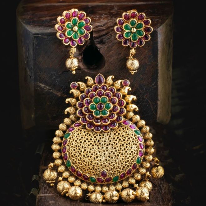 Matt finish earrings hotsell