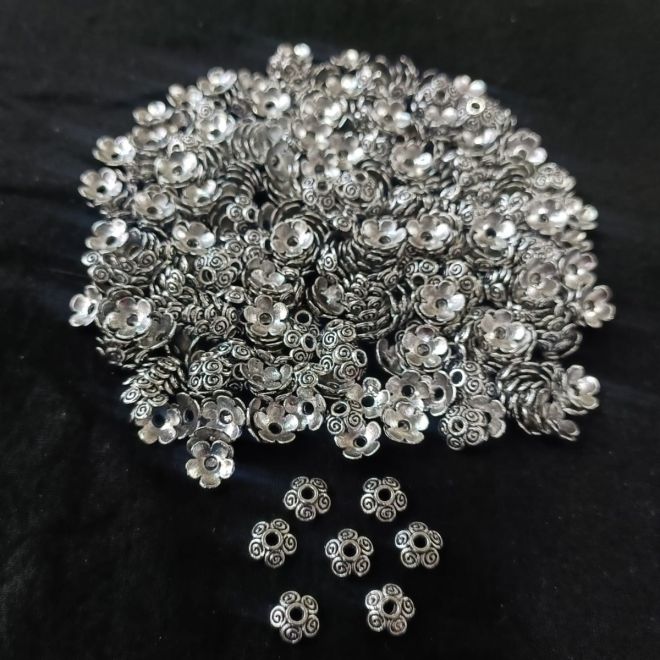 Metal Beads Silver flower 10 mm Pack Of 50 Grams